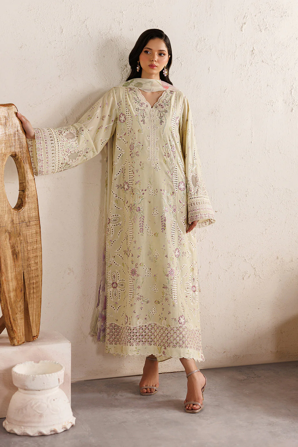 Iznik - Festive Lawn - IBE-08 - Unstitched