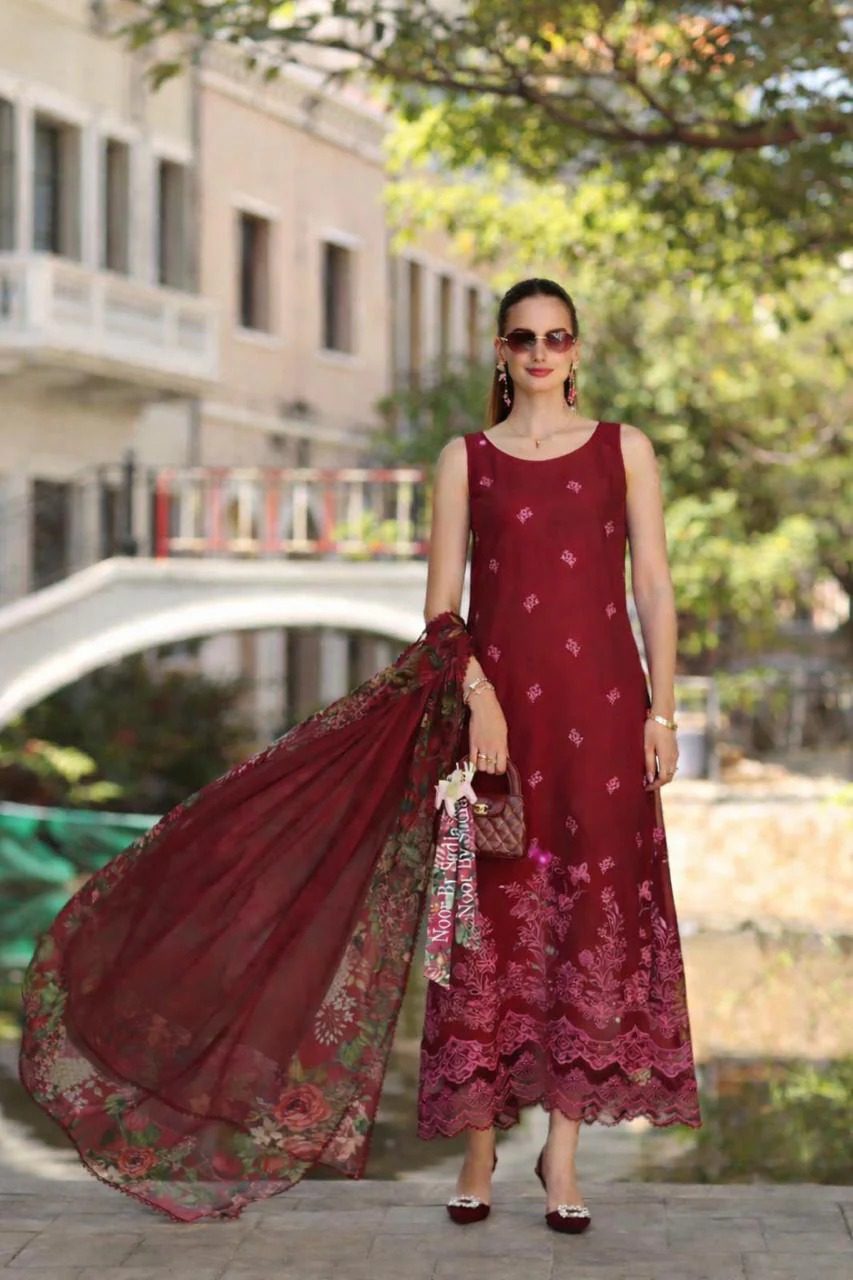Noor by Saadia Asad Noor Eid Luxe Printskhaas’26 D1-A